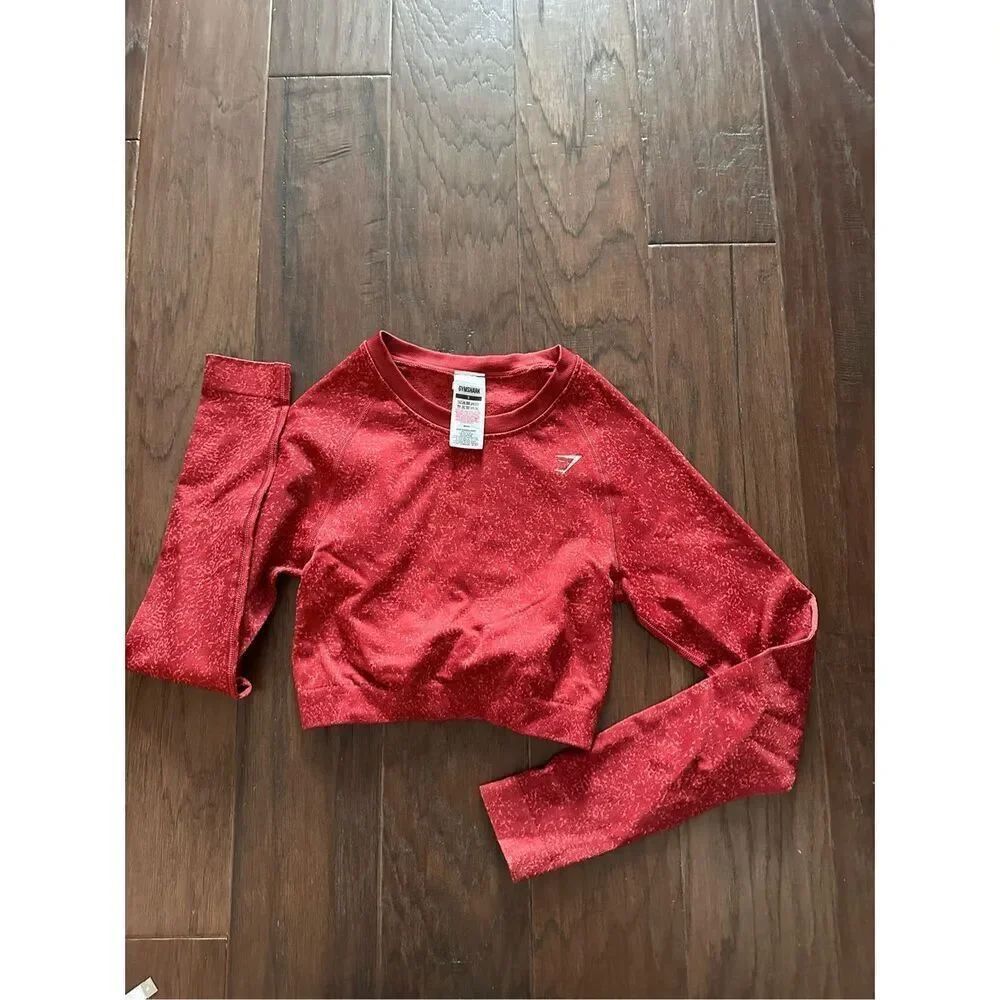 Gymshark Red Long Sleeve Workout Crop Small